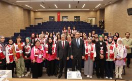 Damla Projesi Gönüllülerinden Vali Ünlüer’e ziyaret