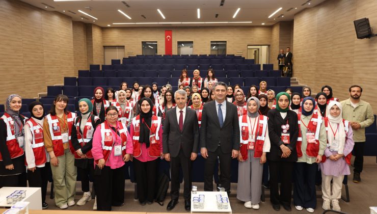 Damla Projesi Gönüllülerinden Vali Ünlüer’e ziyaret