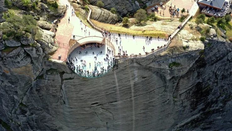 Kahramanmaraş’ta Ali Kayası Cam Seyir Terası ziyaretçilerini ağırlıyor