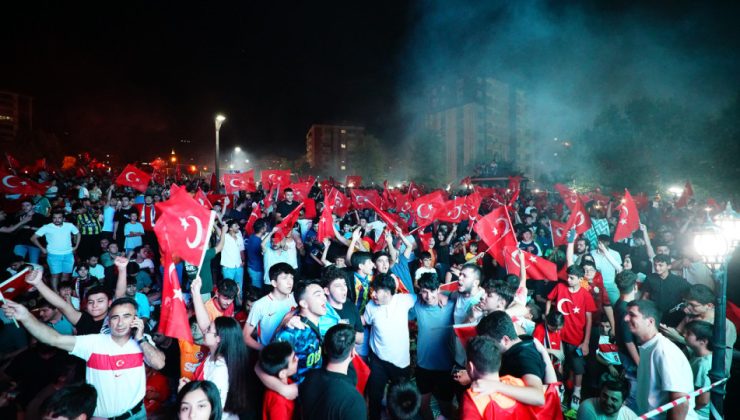 Yaşattığın Gurur İçin Teşekkürler Milli Takım