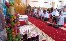 İmamdan Çocuklara Destek