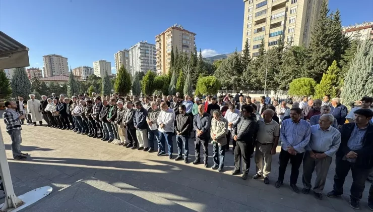 Yahya Sinvar için gıyabi cenaze namazı