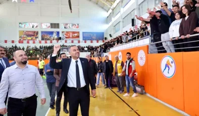 Cumhuriyet Spor Şöleni Futsal Finalinde Şampiyon Çukurova Elektrik Anadolu Lisesi