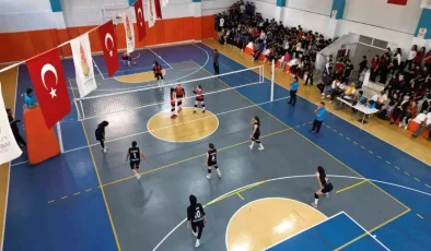 Onikişubat Belediyesi’nin Cumhuriyet Spor Şöleni’nde final heyecanı