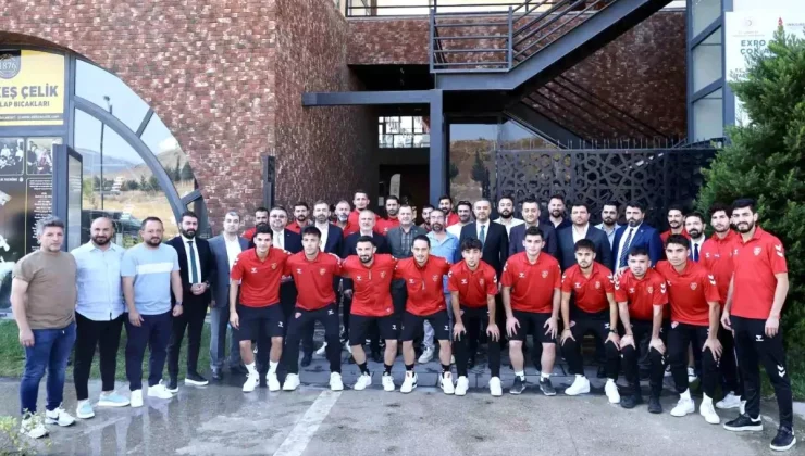 Onikişubat Belediye Başkanı Toptaş’tan Spor Kulübüne Destek Sözü