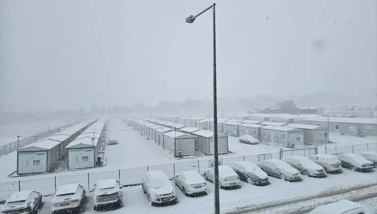 Kar Yağışı Etkili Oldu