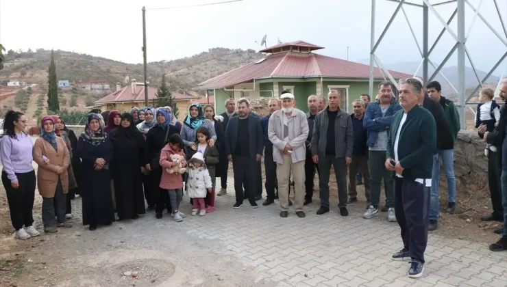 Türkoğlu’nda Baz İstasyonu Eylemi