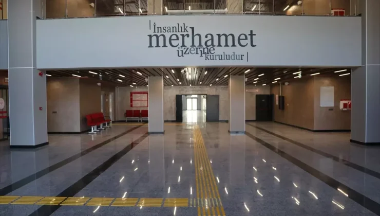 Yeni Hastaneler Açılıyor