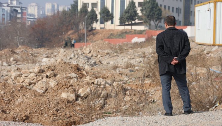 Depremde Eşi Ve İki Kızını Kaybeden İmamın Yürek Yakan Hikayesi