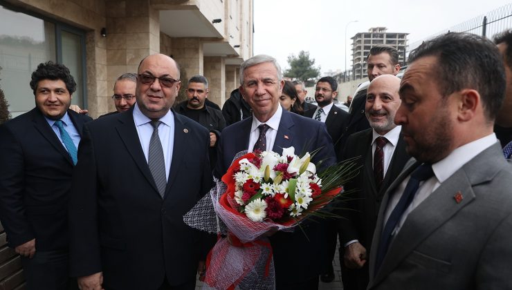 ANKARA BÜYÜKŞEHİR BELEDİYE BAŞKANI MANSUR YAVAŞ VE BERABERİNDEKİ HEYETTEN DULKADİROĞLU BELEDİYESİ’NE ZİYARET