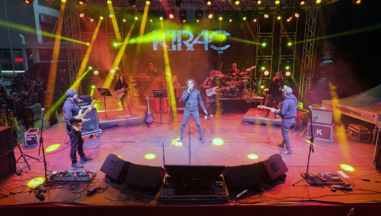 Madalya Günü Coşkusu Kıraç Konseriyle Taçlandı