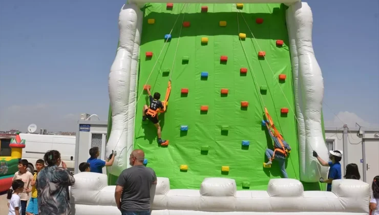 23 Nisan Coşkusu Elbistan ve Onikişubat&#8217;ta