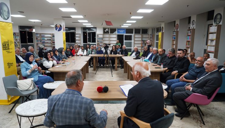 Şiir ve Edebiyat Günleri’nde Avcı ve Güneş’ten Söyleşi