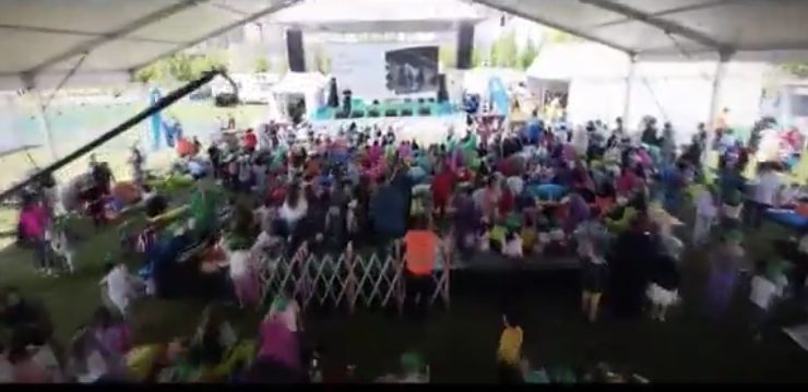 BAKANLIKTAN DEPREM BÖLGESİNDE 23 NİSAN ŞENLİĞİ