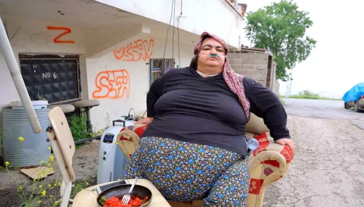 Aşırı Kilo Problemiyle Mücadele Eden Anne, Yardım Bekliyor