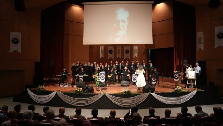 Mahzuni Şerif’in Türküleri, Şehrinde Sevenleri İçin Yükseldi