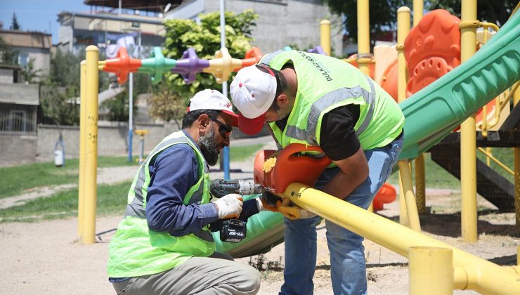 DULKADİROĞLU’NDA PARK VE BAHÇELER YAZA HAZIR
