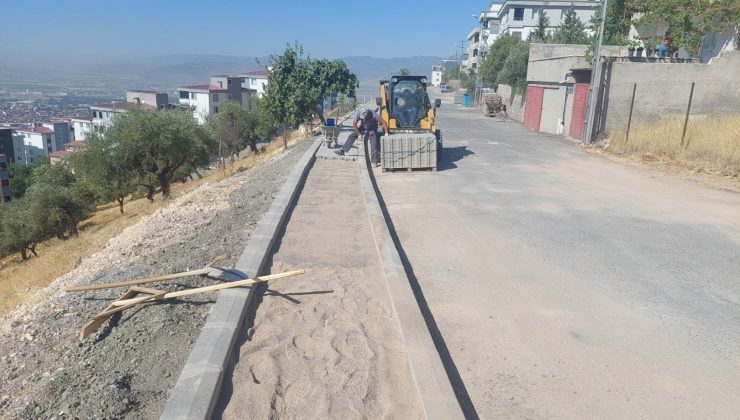 DULKADİROĞLU BELEDİYESİ’NDEN BALLICA MAHALLESİ’NE KALDIRIM DÜZENLEMESİ