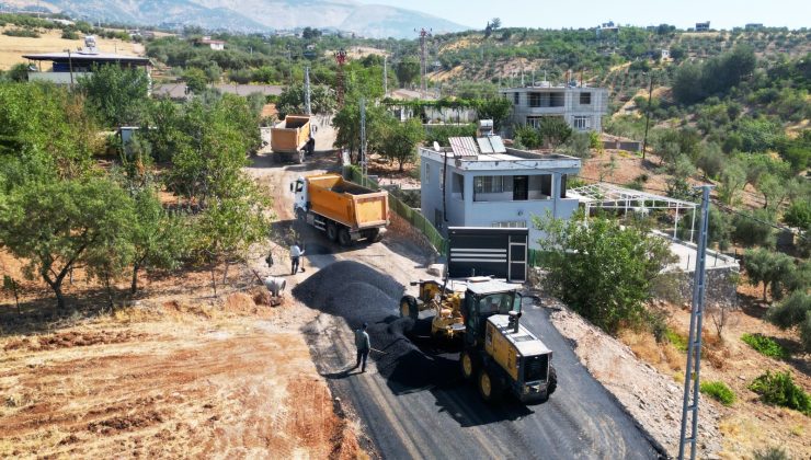 Dulkadiroğlu’nda Yol Yapım Seferberliği Sıcak Asfalt Çalışmalarıyla Sürüyor