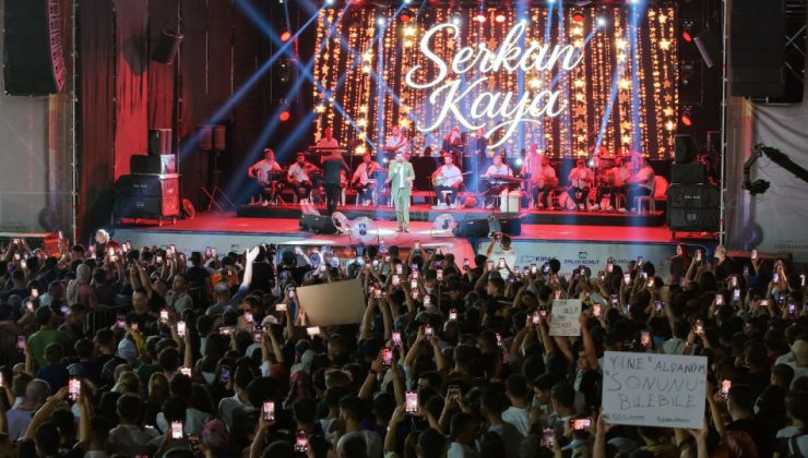Serkan Kaya Kahramanmaraş’ı Arabesk Ezgilerle Coşturdu
