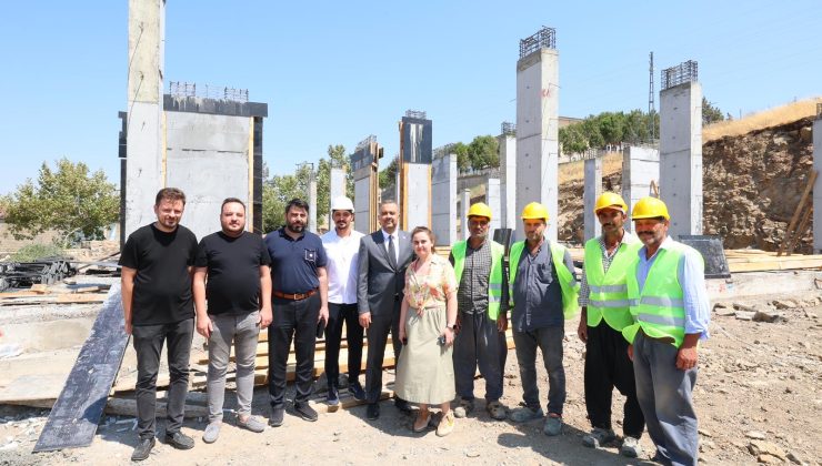 Onikişubat’ta Gençlik ve Sosyal Yaşam İçin Tarihi Yatırımların Temeli Atılıyor