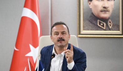 Yavuz Ağıralioğlu’ndan Sağlık Sistemi Eleştirisi: “Randevu Yok, Hasta Yalnız, Sistem Kilitlenmiş”