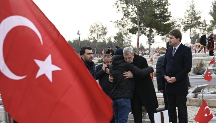 Deprem Şehitleri Kapıçam’da Dualarla Anıldı