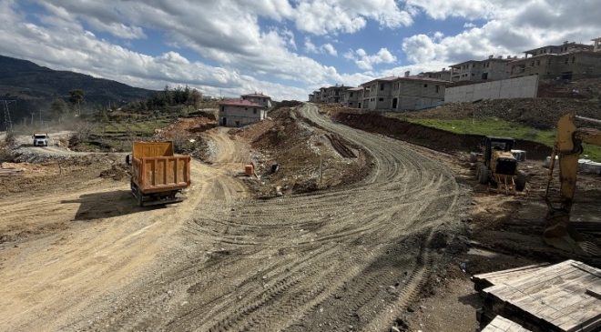 Onikişubat’ta Kırsal Atağı: 11 Mahallede Eş Zamanlı Yol Seferberliği