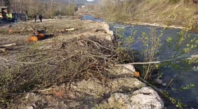 Fırnız Tepkisi Büyüyor: Ünal Ateş’ten Ağaç Kesimi ve Yıkımlara Sert Tepki