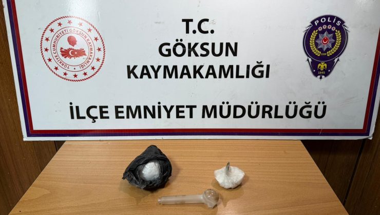 Kahramanmaraş’ta Narkotik Operasyonu: Uyuşturucu ve Sentetik Hap Ele Geçirildi