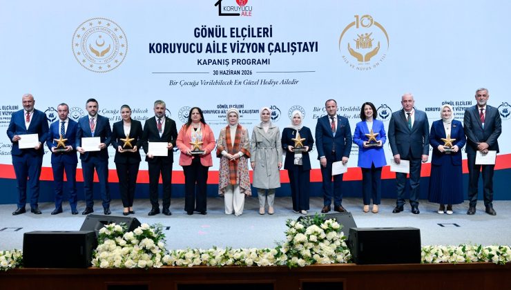 Kahramanmaraş’ın Koruyucu Aile Başarısı Ödülle Taçlandı
