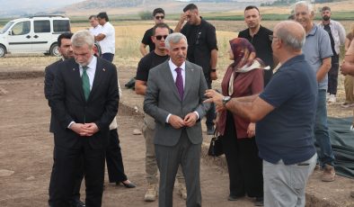 Vali Ünlüer, Domuztepe Höyüğü’ndeki Kazı Çalışmalarını İnceledi