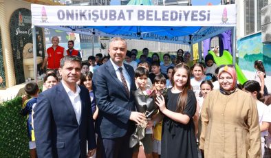 # Başkan Toptaş, Çocukların Davetini Geri Çevirmedi
