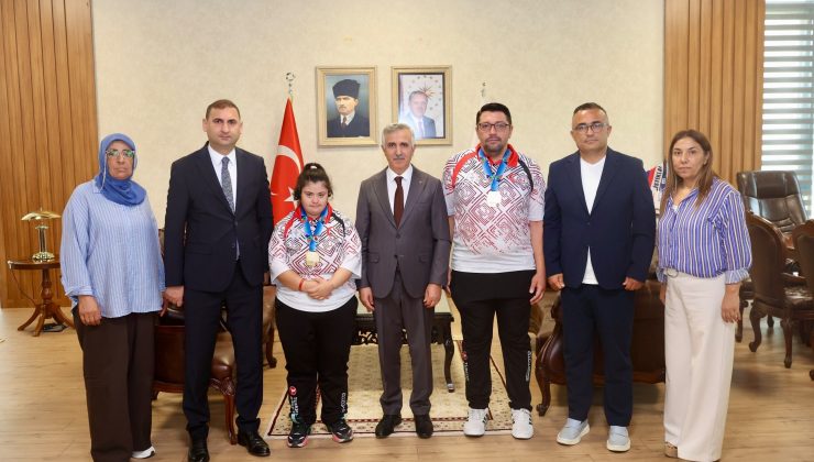 Zeynep Sude Bilginer Dünya Şampiyonu Oldu