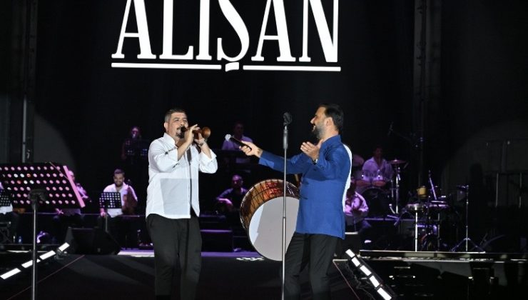 Alişan, Kahramanmaraş Kültür Yolu Festivali’nde Sahne Aldı