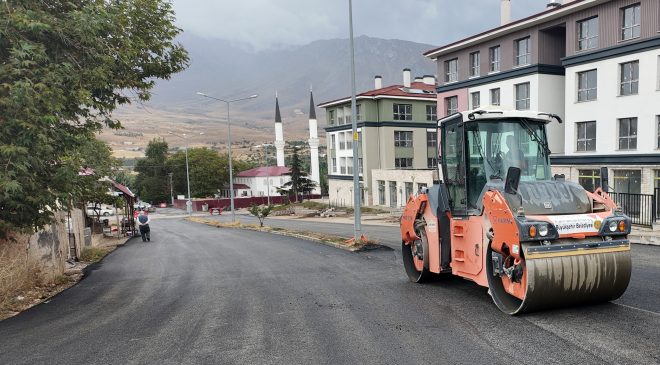 Kahramanmaraş’ta Asfalt Seferberliği Sürüyor: 280 Kilometrelik Yol Yenilendi